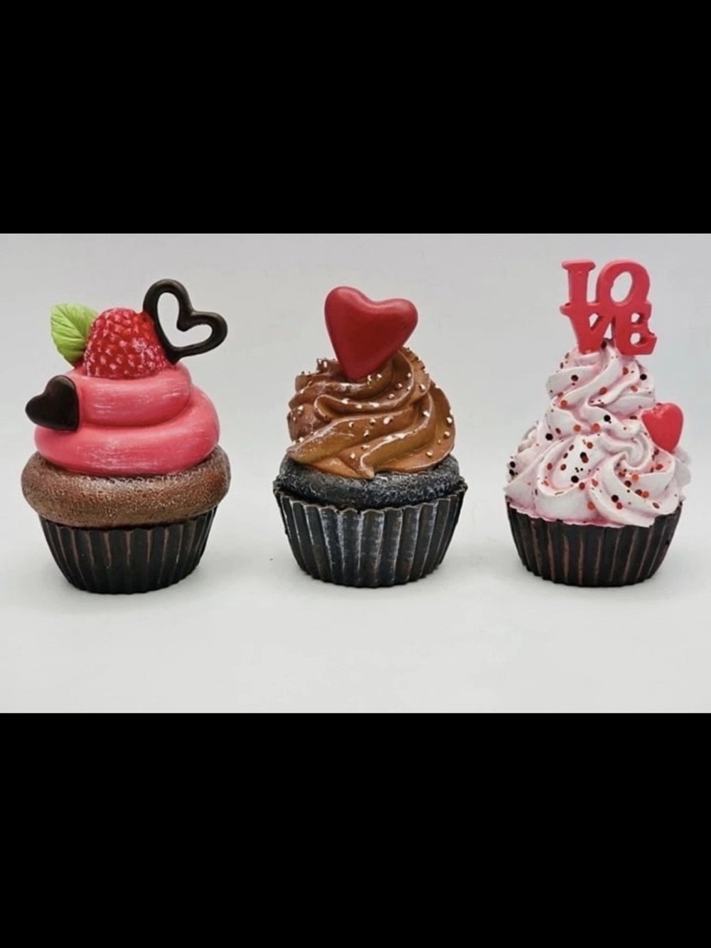 Cupcakes & cashmere set of 3 valentine cupcakes decor